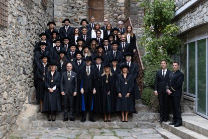 Foto oficial del Consell General amb la nova parlamentària Laia Moliné