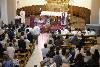 Un moment de l'enterrament a l'església de Sant Esteve d'Andorra la Vella.