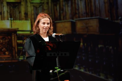 La degana del col·legi d'advocats, Sònia Baixench, durant el discurs a la cerimònia de la toga.