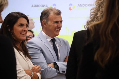 El ministre Marc Rossell, amb la consellera Meritxell Alcobé.