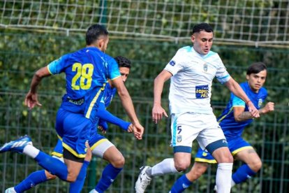 Un amistós del Pas.