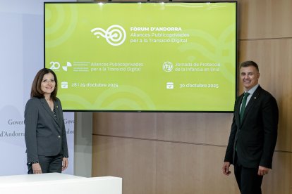 Els ministres Tor i Rossell en la presentació del II Fòrum d'Andorra: Aliances PublicoPrivades per a la Transició Digital i la protecció de la infància en línia.