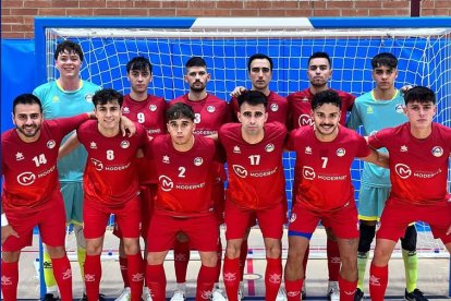 L’equip de l’Enfaf en un duel anterior.