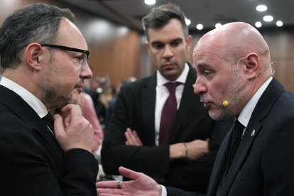 Espot xerra amb Prieto al Cicle d’Empresa Familiar.