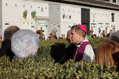 El Copríncep episcopal durant la pregària.