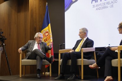 Jaume Bartumeu en una conferència.