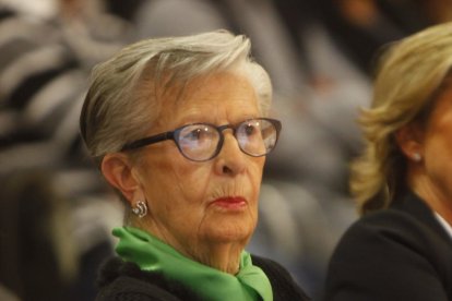 Pradère en un acte de la seva fundació.