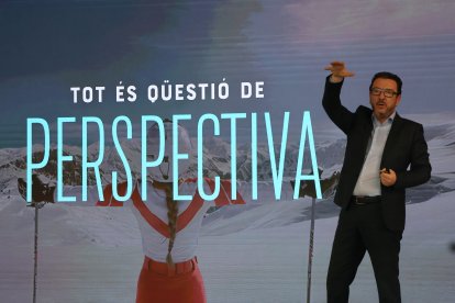 El director general d'Andorra Turisme, Betim Budzaku, durant la presentació de la temporada.