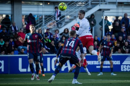 L’FC Andorra regala dos punts a Osca.