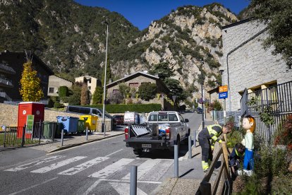 Un operari prepara la Laia, ahir.

Foto: Comú d'Andorra la Vella/Tony Lara