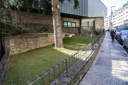 L’exterior del pavelló.