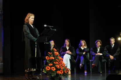 Baixench amb la seva junta.