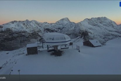 Neu als cims del Pas de la Casa.