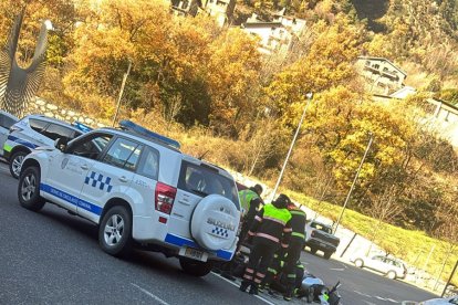 Accident a la rotonda de la Margineda