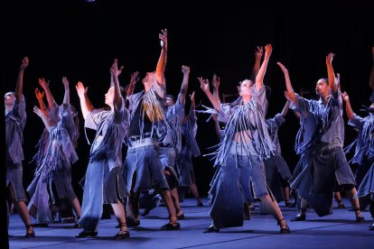 Un instant de l’espectacle ‘Com pesa la terra’.