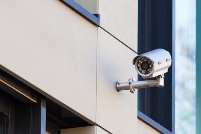 Una càmera de videovigilància.