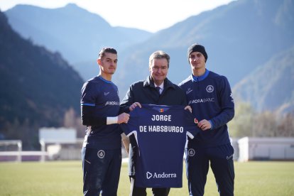 Áron i Antal Yaakobishvili amb l'ambaixador