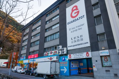 Un dels edificis que va ser víctima dels robatoris.