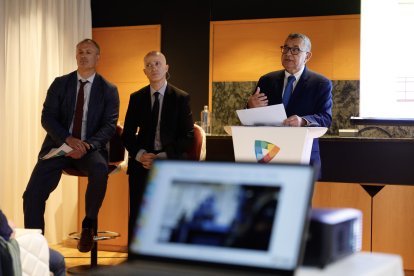 El director general de FEDA, Albert Moles, durant el discurs.