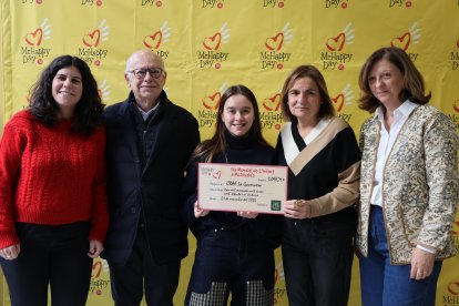 El president del grup Pyrénées, Patrick Pérez, l'Alexandra Pérez, la ministra d'Afers Socials, Trini Marin; la secretaria d'Estat, Ester Cervós Isern; i la directora d'Infància i Adolescència, Laura Mas.