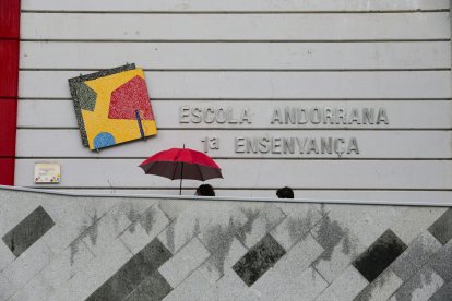 La façana de l’escola andorrana.