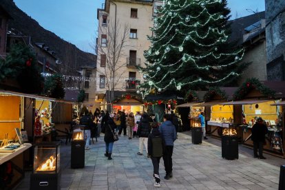 Arrenca la Fira de Santa Llúcia d’Encamp.