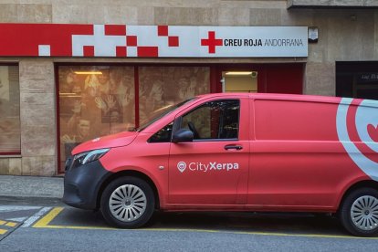 Una furgoneta de l'empresa City Xerpa