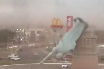 Esfondrament estatua llibertat Brasil