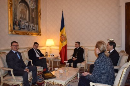 Rebuda al representant del Copríncep francès