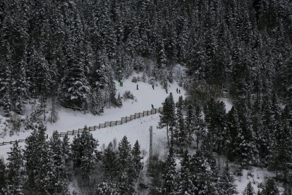 Esquiadors a l’estació de Soldeu, ahir.
