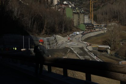 L’obra del vial.