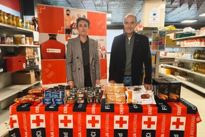 Els menús de Nadal donats pel Rotary Club d'Andorra a famílies usuàries de Creu Roja