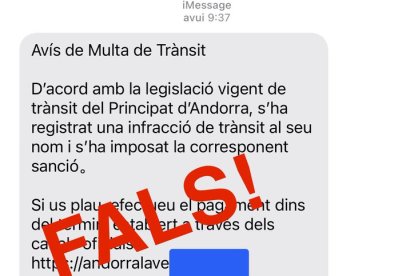 SMS fals que reclama el pagament d'una multa de trànsit per estafar els usuaris