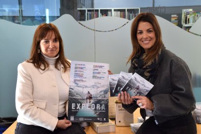 La consellera del comú d'Ordino, Mònica Armengol, amb la consellera del comú de la Massana, Mònica Solé, presentant el cicle de cinema d'ambdues parròquies