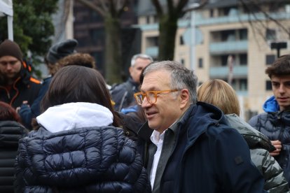 El conseller de cultura d'Escaldes-Engordany, Valentí Closa, a l'escudella de Sant Antoni de la parròquia.