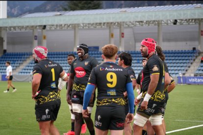 Jugadors del VPC en un duel anterior.