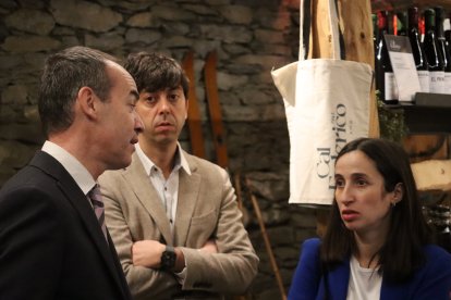 Alcobé, González i Losada durant la reunió.