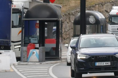 Frontera del riu Runer