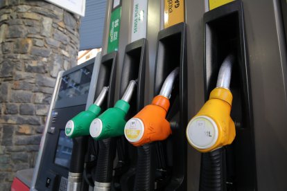 El preu dels carburants va baixar al gener.
