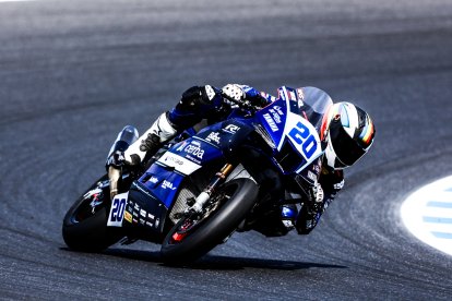 Cardelús, a Phillip Island.