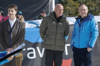 El President del FIS, Johan Eliasch, acompanyat del Cap de Govern a la Copa del Món femenina d'esquí al Tarter.