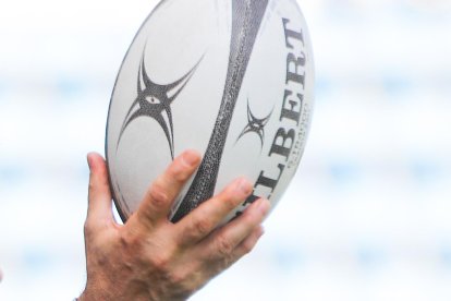 Una pilota de rugbi.