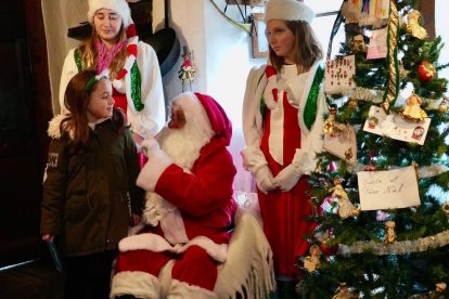 El Pare Noel fent acte de presència a Encamp.