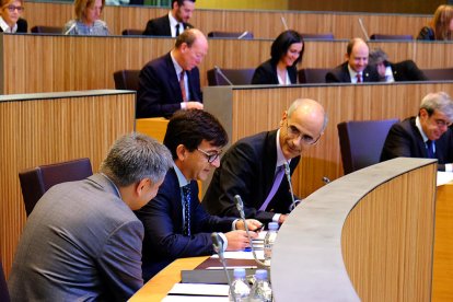 El cap de Govern, Toni Martí, amb Jordi Cinca i Gilbert Saboya.