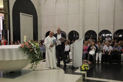 Un moment de l'homenatge a mossèn Ramon de Canillo.