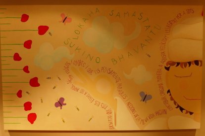 3. El ioga i la meditació formen part de mi. Aquest és un mural del centre de ioga que tenim.