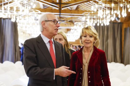 L'EFA aposta perquè s'externalitzin serveis públics no essencials