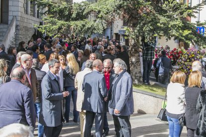 Centenars de persones acomiaden Conxita Mora
