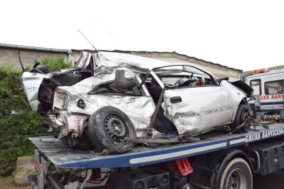 Un jove de la Seu es troba en estat crític per un xoc a l'N-145