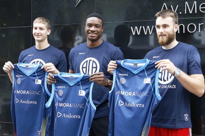 Walker, Jelinek i  Antetokounmpo,  ambiciosos